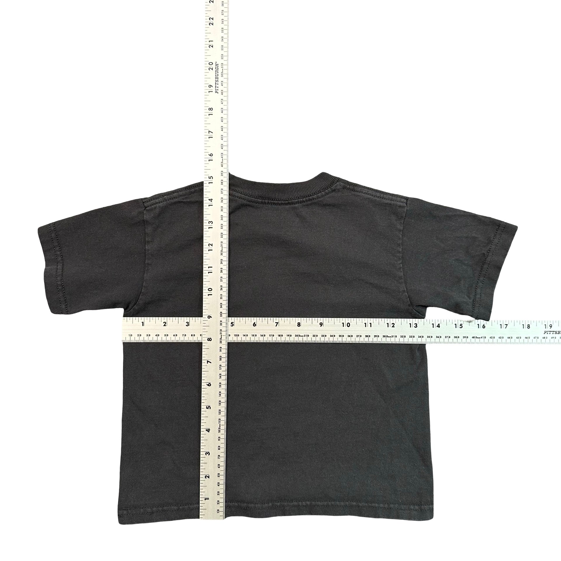 Vintage Y2K TapouT An Expression of Combat Graphic T-Shirt Black 4T