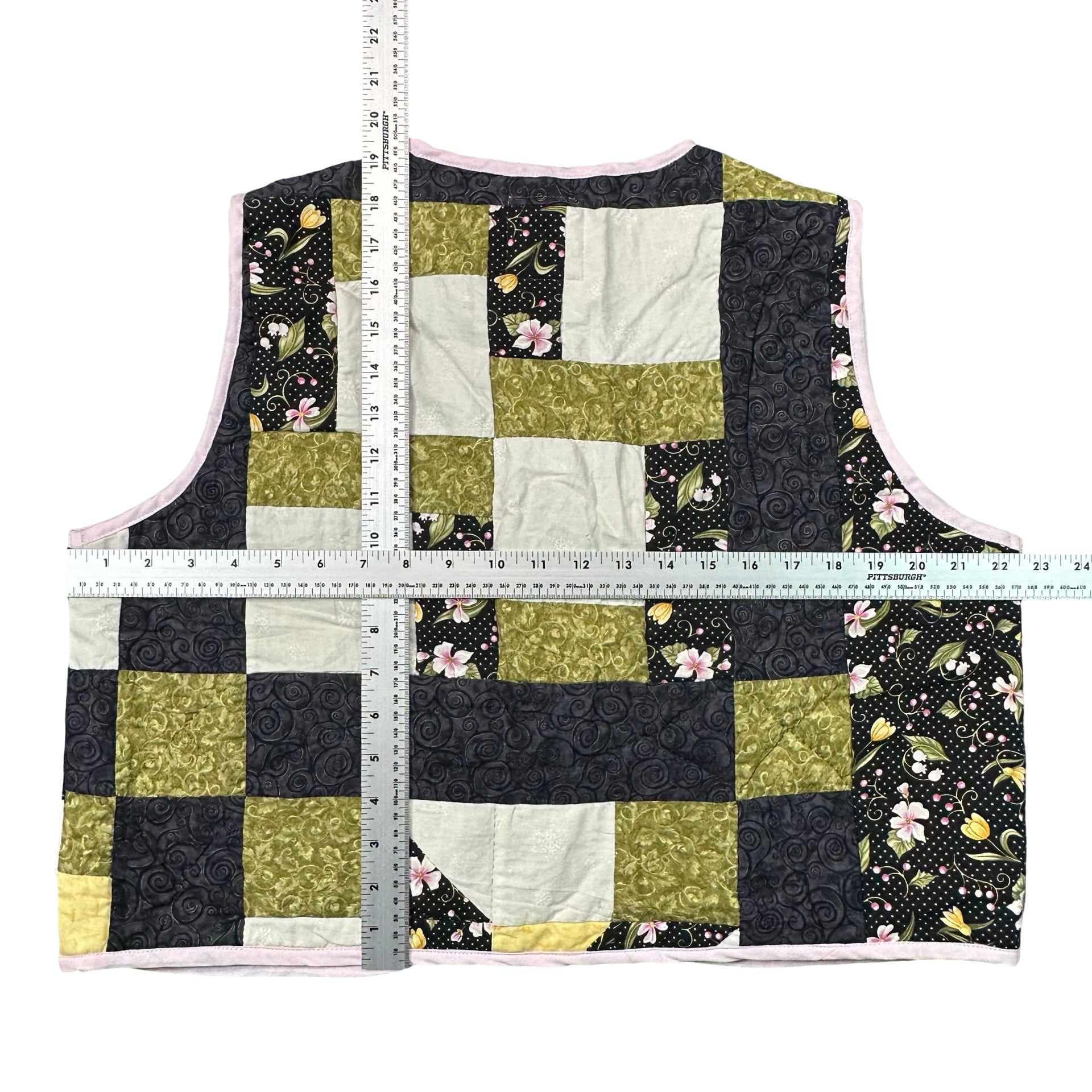 Blossom Noir L quilted vest rework - ThriftJam size tag