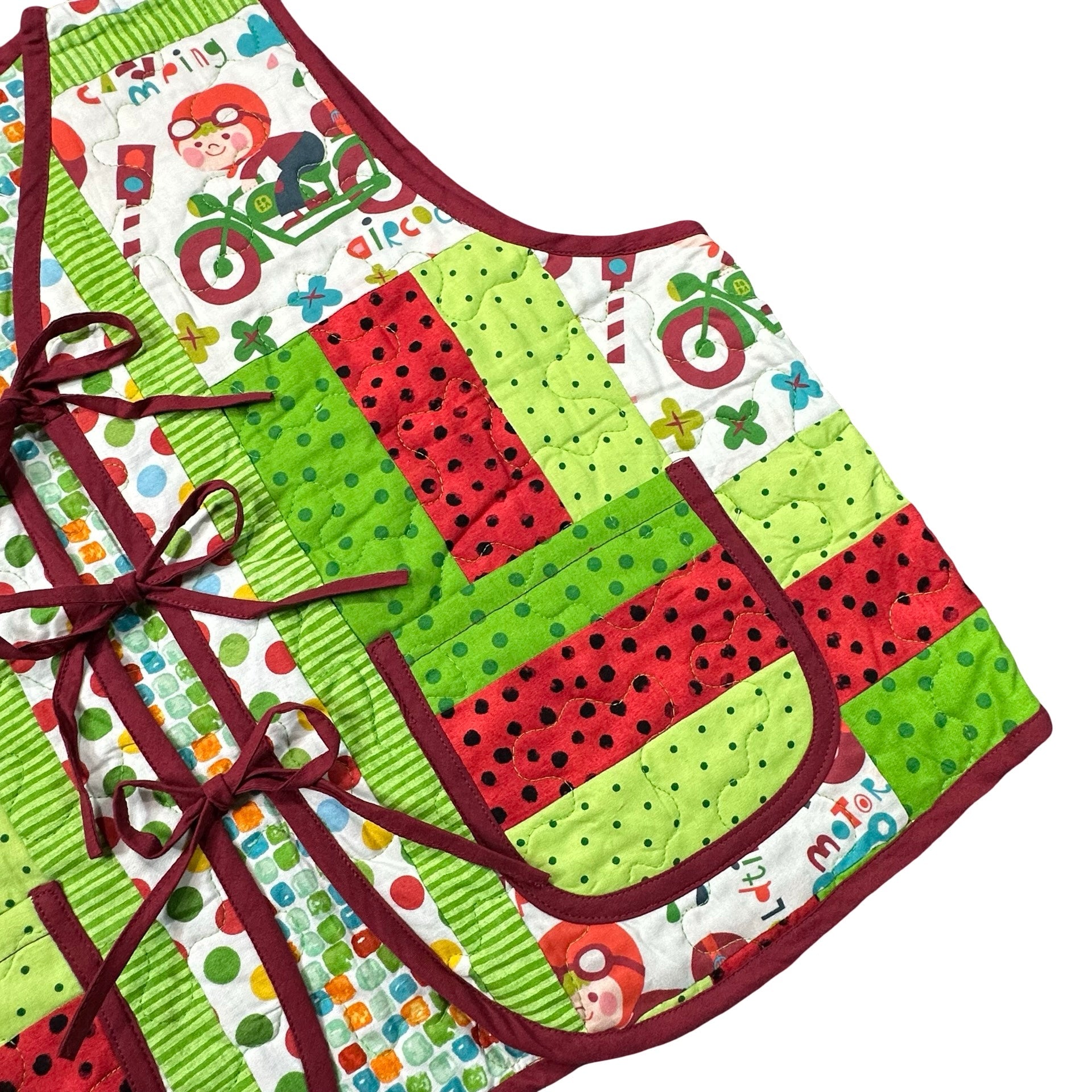 Tricycle Playroom L quilted vest rework - pocket detail