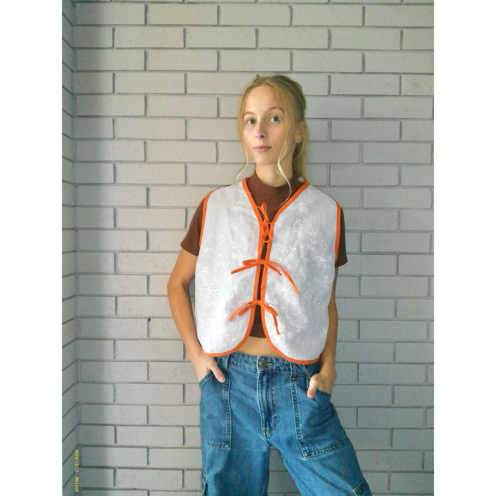 Mom's Tablecloth Medium Linen Tie Top Rework