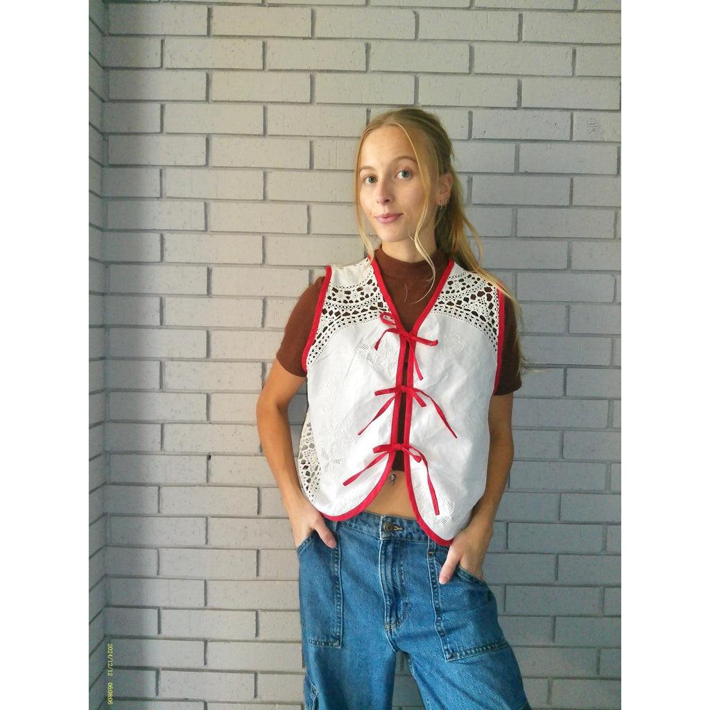 Holy Lace! Medium Linen Tie Top Rework