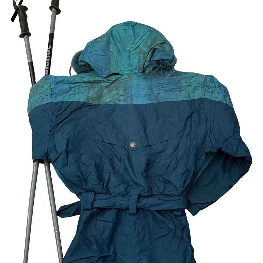 TSU International Medium Ski Snow Suit