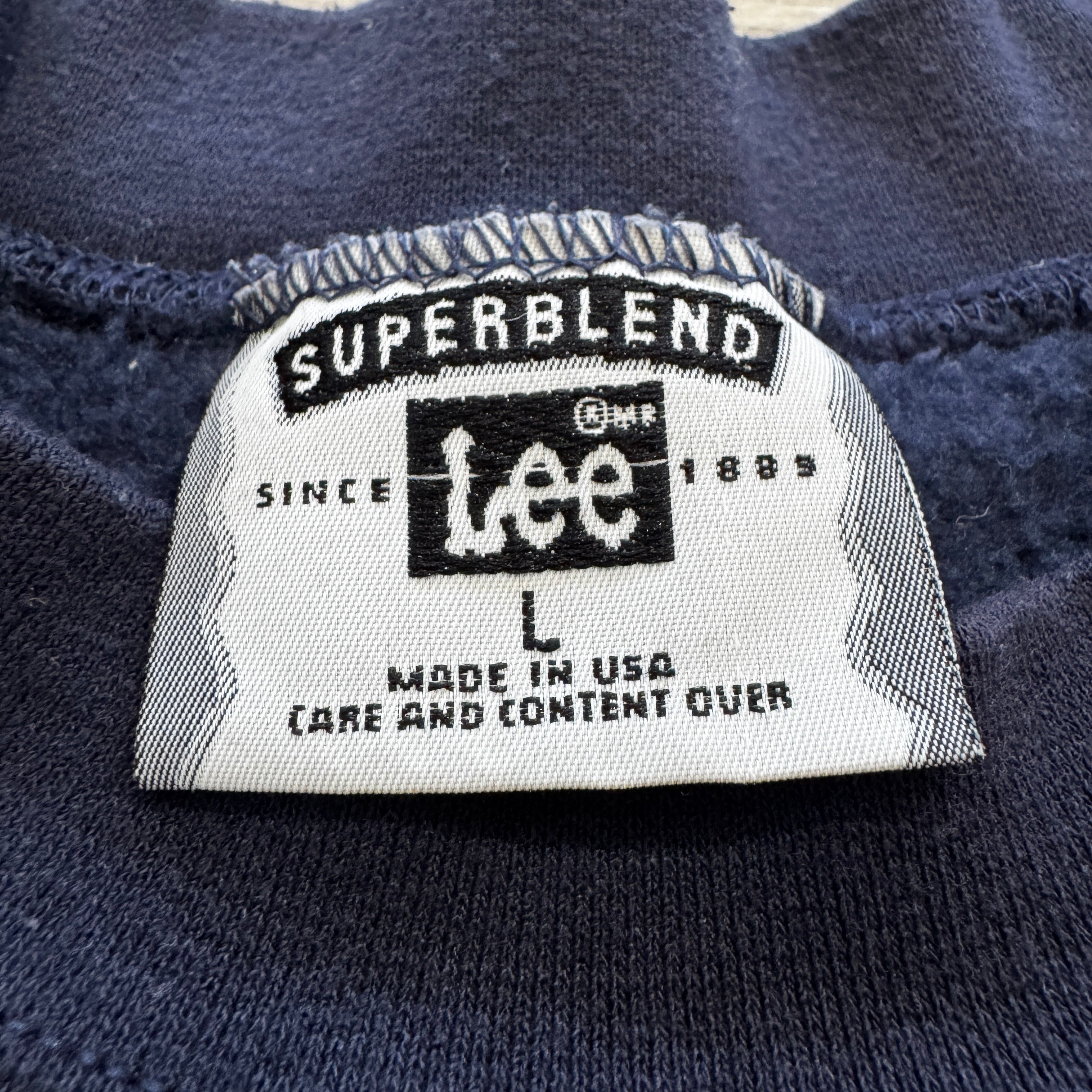 Roncalli Embroidered Large Crewneck
