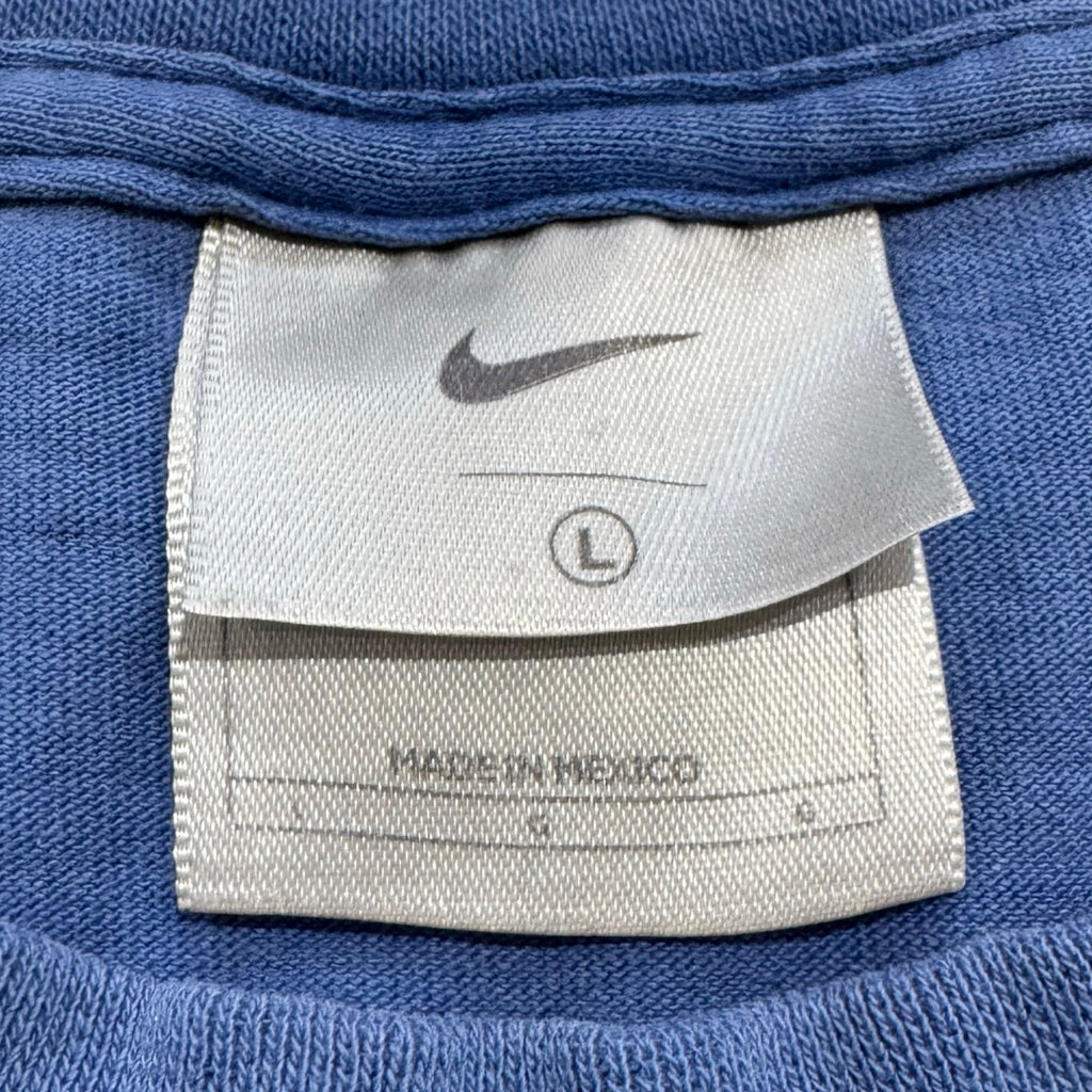 Y2K Nike Large T-Shirt