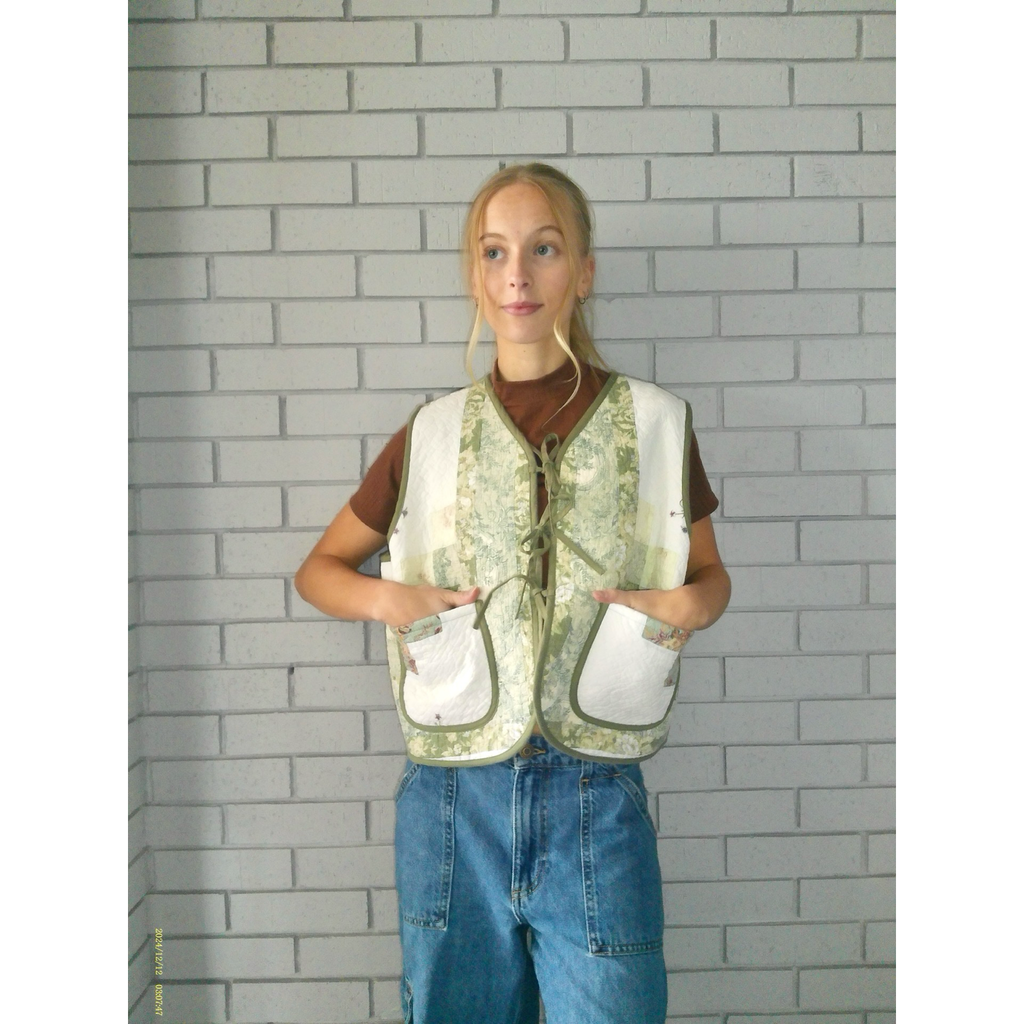 Green Floral Embroidery Quilted Vest Reworks