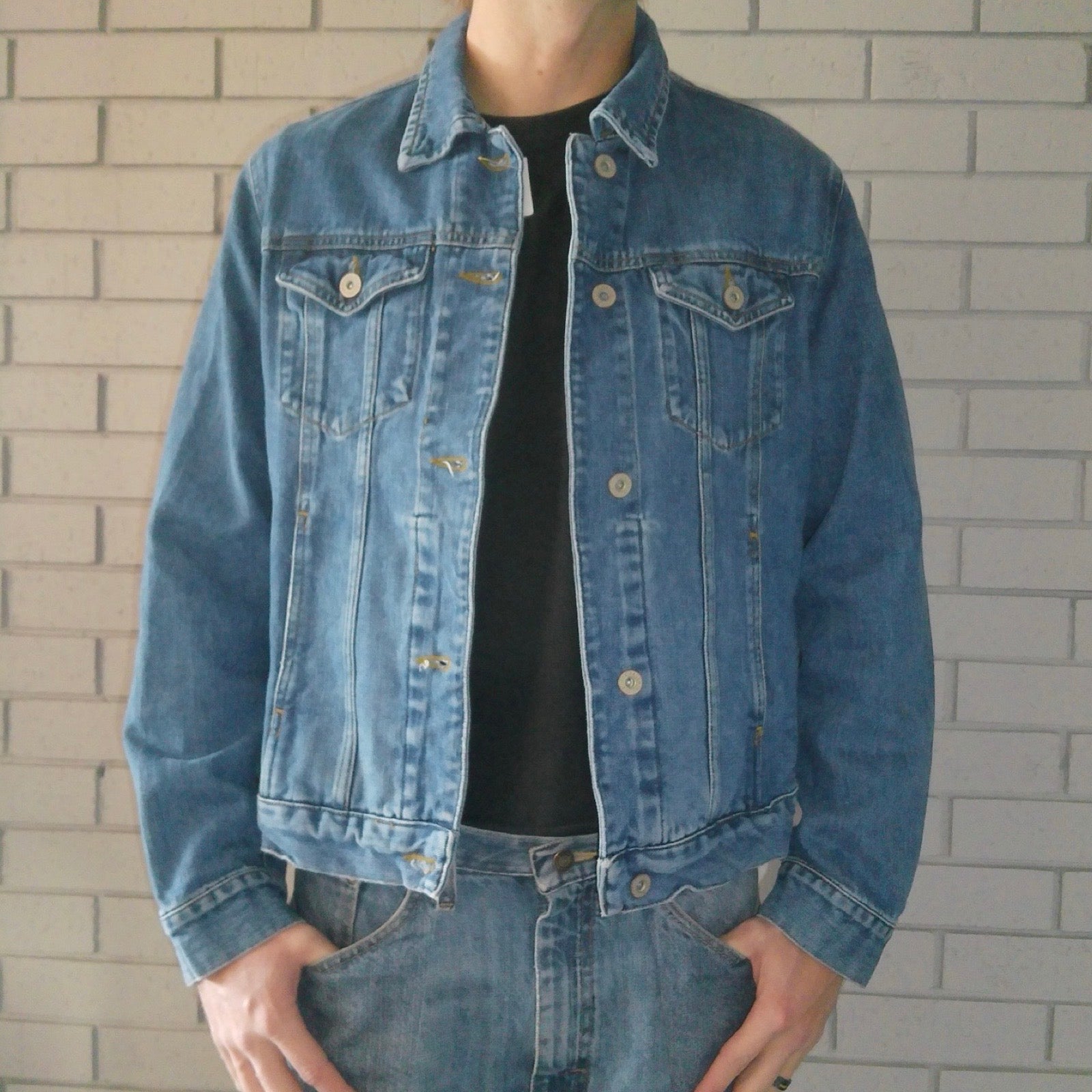 Eddie Bauer Medium Tall Denim Jacket