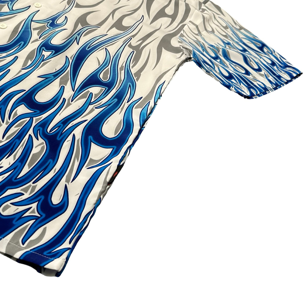 Flame print hem and sleeve detail