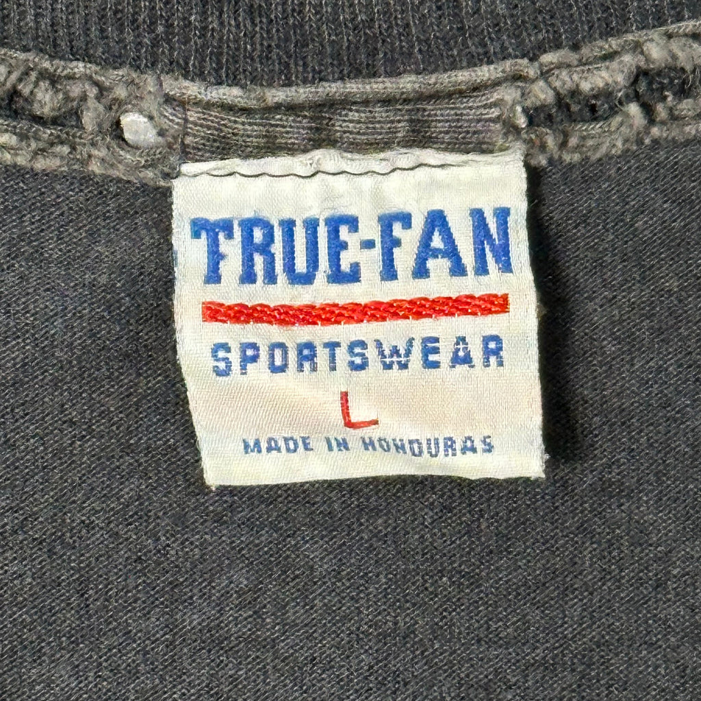 True Fan size L neck tag