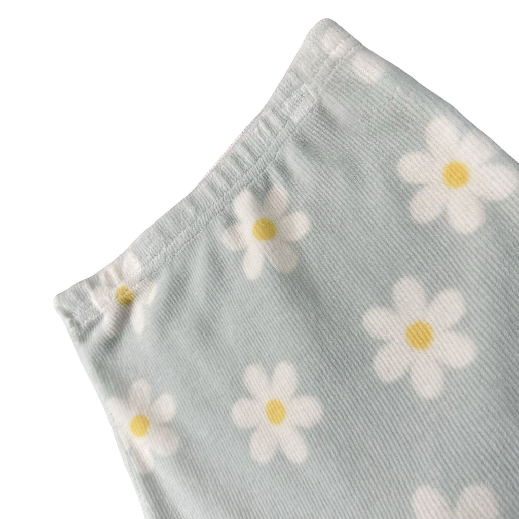 Sage Green Daisy Print Baby Leggings 18M - daisy print detail