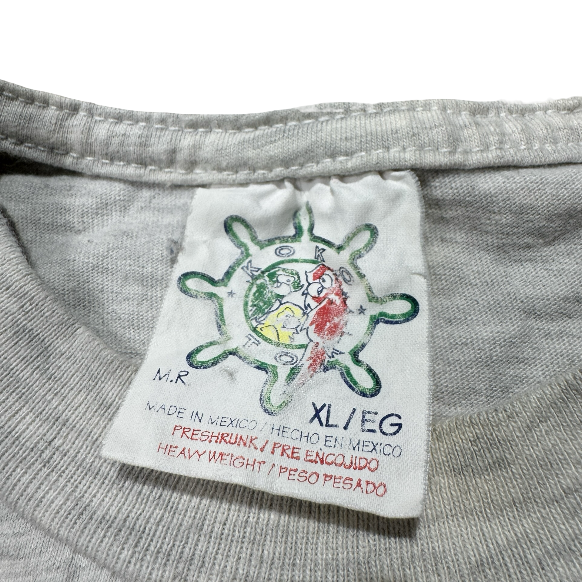 Size XL made in Mexico tag