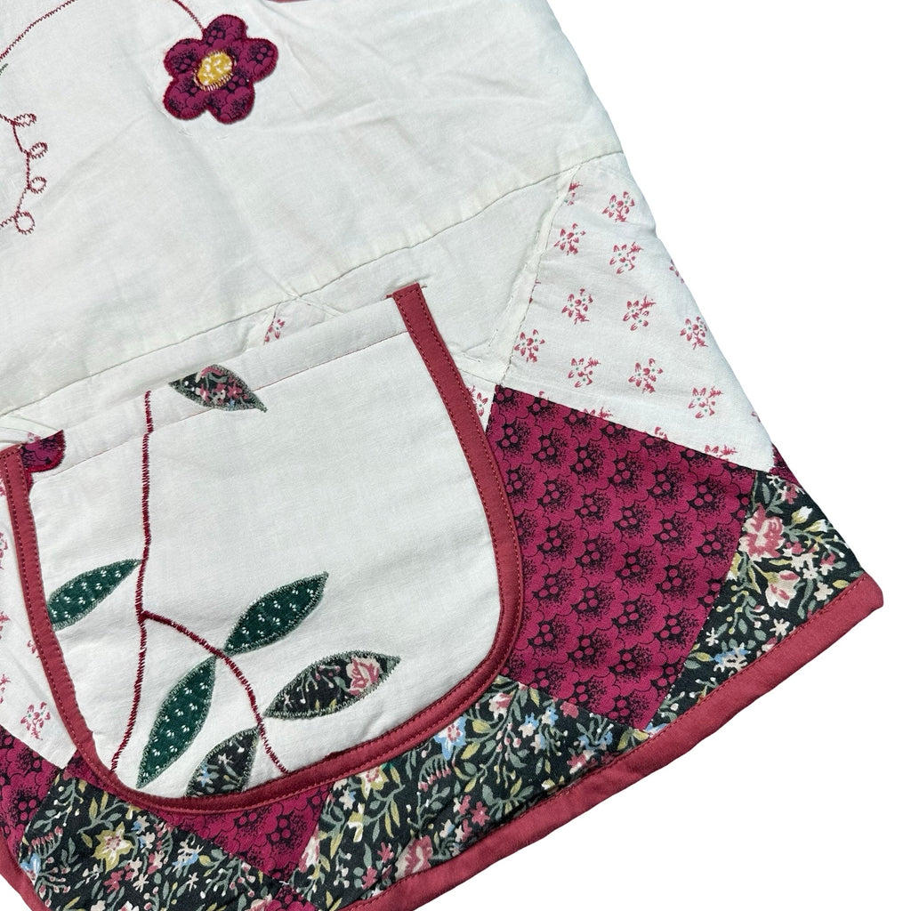 Cream Floral Applique 2XL quilted vest rework, front pocket and quilting detail