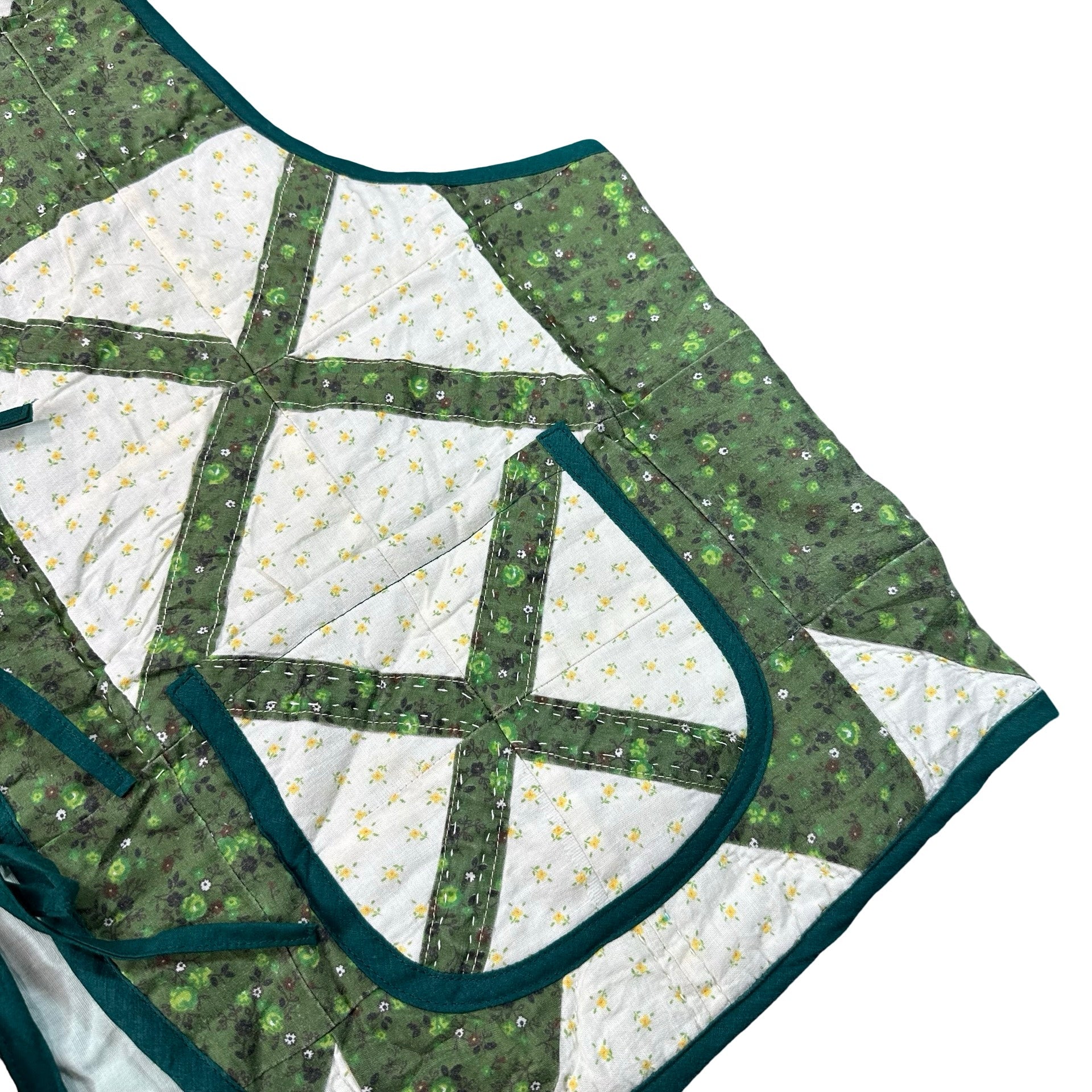 Green Bear Paw 2XL quilted vest rework, front pocket and quilting detail