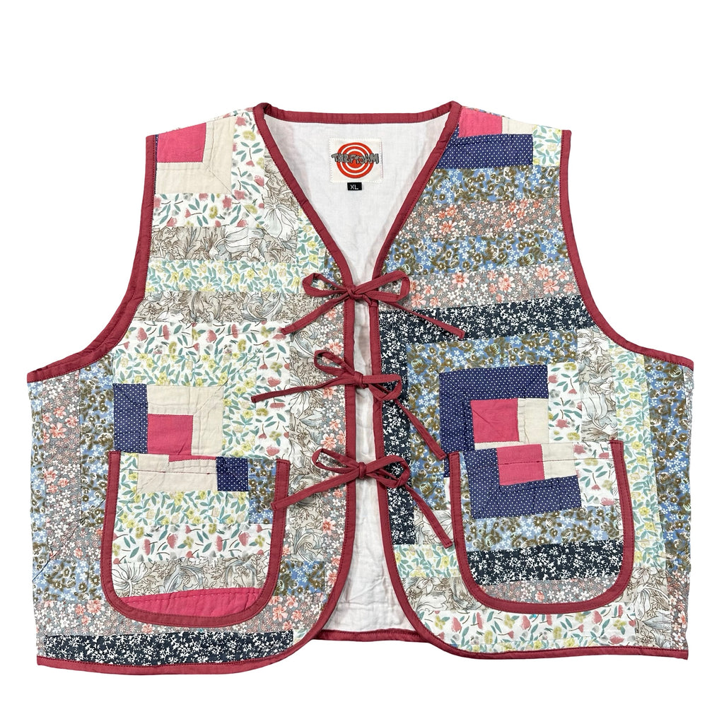 Rosebud Log Cabin XL quilted vest rework, front