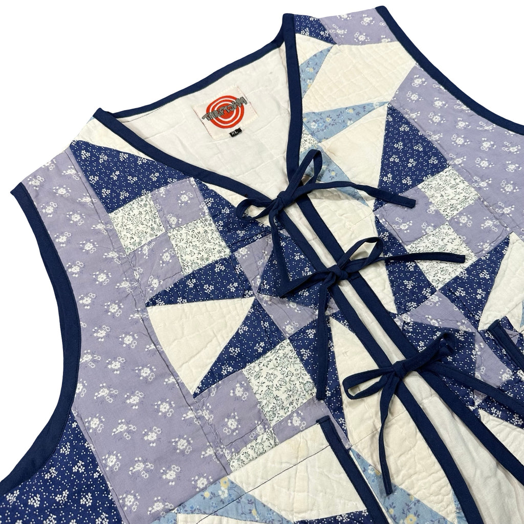 Periwinkle Pinwheel XL quilted vest rework, front tie closures