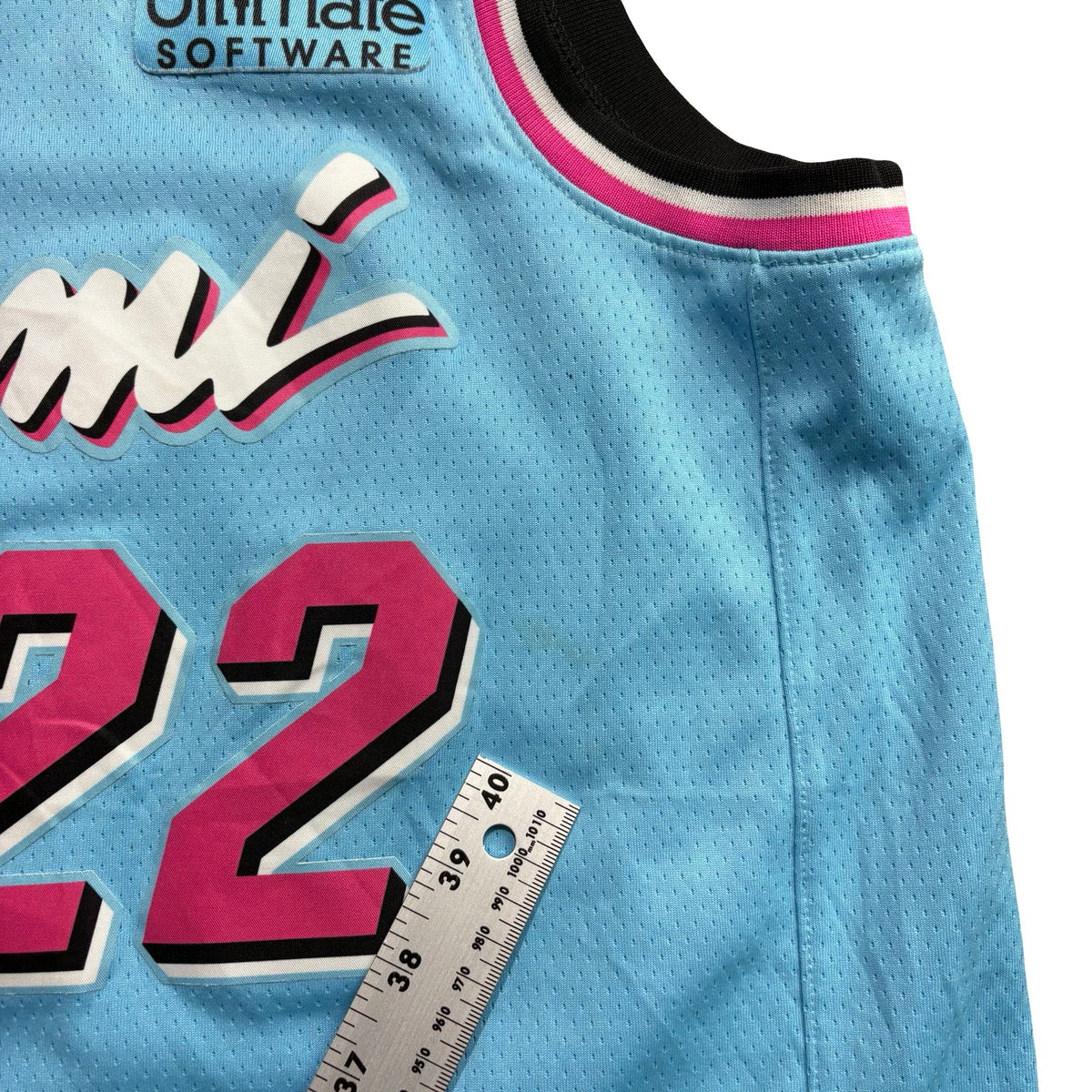 Nike Miami Heat Jimmy Butler 22 Vice City Swingman Basketball Jersey Mens M 44