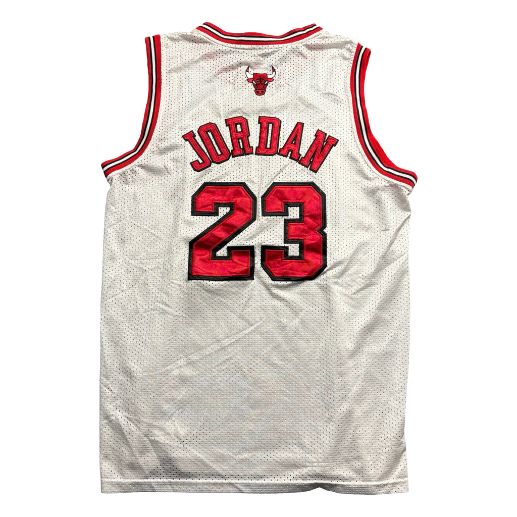 Vintage Nike Team NBA Chicago Bulls 23 Stitched Basketball Jersey White Mens L